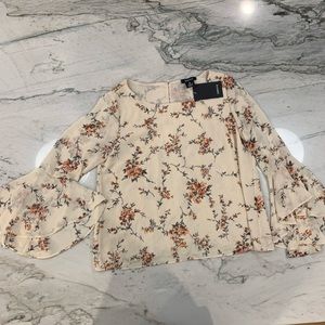 Floral flounce sleeve blouse